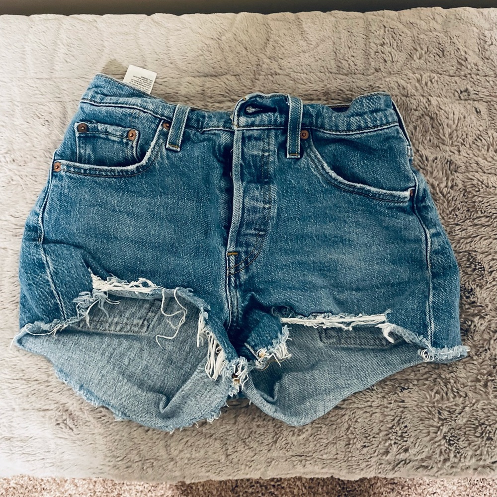 Levi shorts